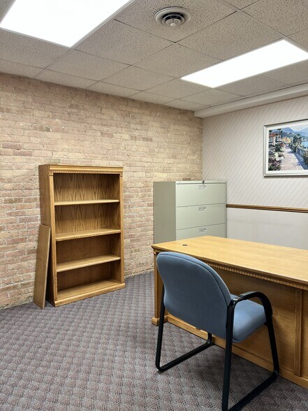 More Photos Of 382 Lake St, Antioch Office For Lease