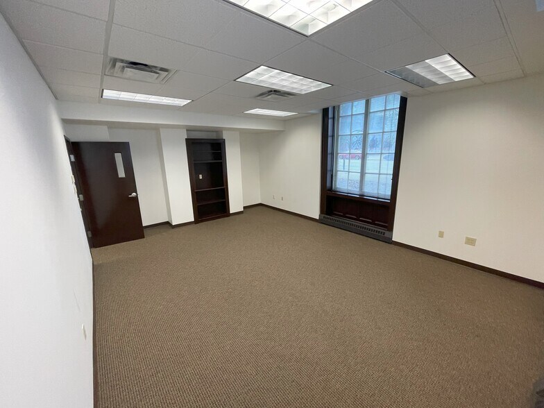 More Photos Of 19 Dove St, Albany Coworking Space