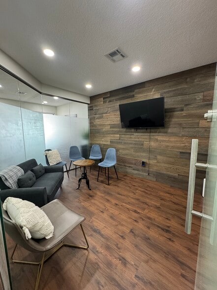 More Photos Of 9633 W Broward Blvd, Plantation Medical For Sale