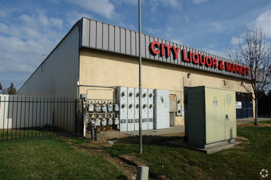 More Photos Of 3028 Esplanade Rd, Chico Service For Lease