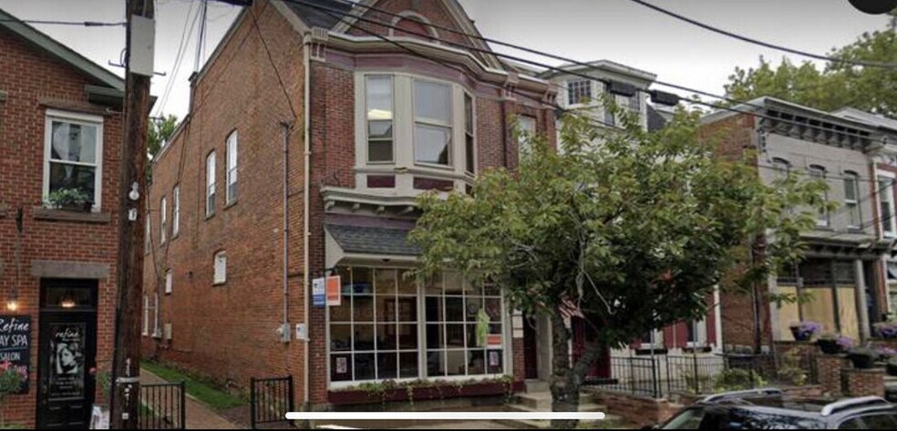 More Photos Of 37 Main St, Clinton Township Storefront Retail Residential For Lease