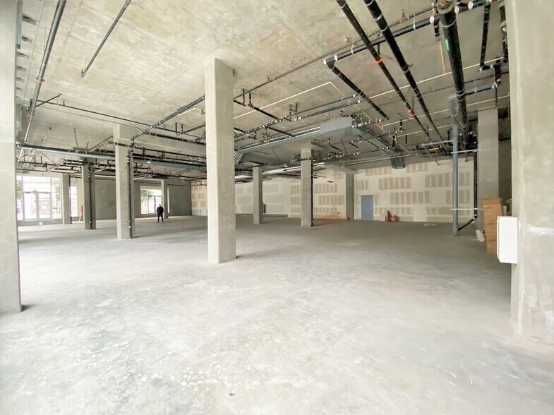 More Photos Of 424 W Pico Blvd, Los Angeles Apartments For Lease