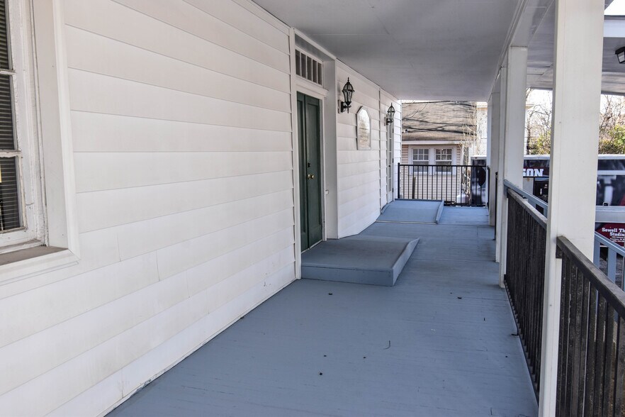 More Photos Of 2606 8th St, Tuscaloosa Office For Sale