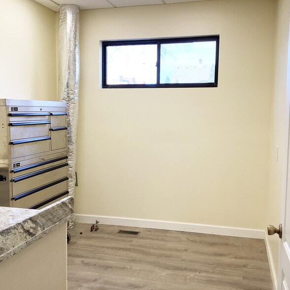 More Photos Of 4857 N Western Ave, Chicago Storefront Retail Residential For Lease
