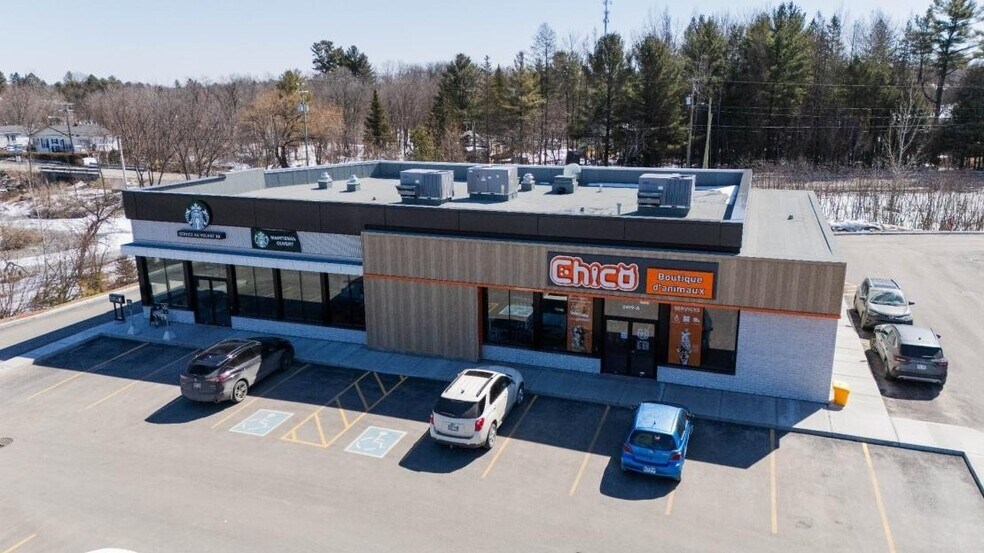 Primary Photo Of 2419 Boul Sainte-Sophie, Sainte-sophie General Retail For Sale