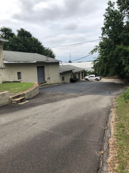 More Photos Of 2326 Walden Dr, Augusta Warehouse For Lease