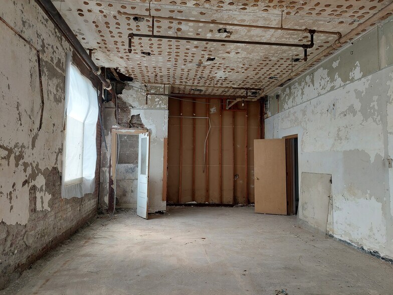 3135 Wisner Ave., Newburgh, NY 12550 Restaurant For Sale