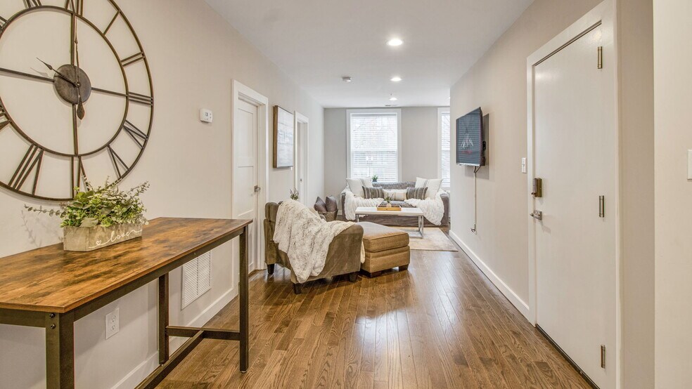 More Photos Of 1414 Pennsylvania Ave SE, Washington Apartments For Sale