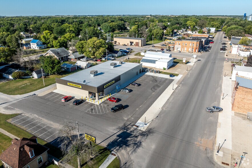 More Photos Of 113 E Main Ave, Rockford Convenience Store For Sale