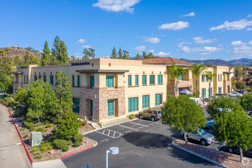 More Photos Of 1530 Hilton Head Rd, El Cajon Office For Lease