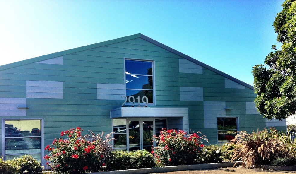 More Photos Of 2919 7th St, Berkeley Research And Development For Lease