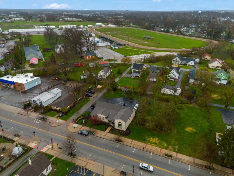 More Photos Of 4120 Main St, Hilliard Freestanding For Sale