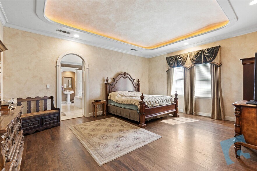 More Photos Of 5316 Bransford Rd, Colleyville Office For Sale