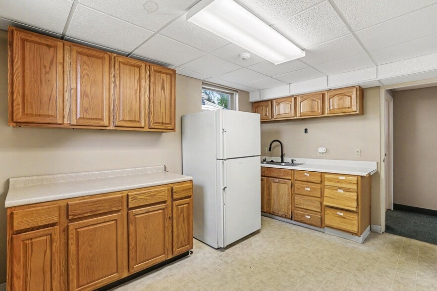 More Photos Of 200 Westfall Rd, Rochester Office For Sale