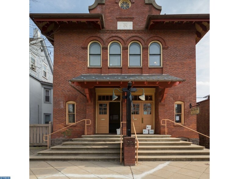 More Photos Of 52-54 E Oakland Ave, Doylestown Loft Creative Space For Lease
