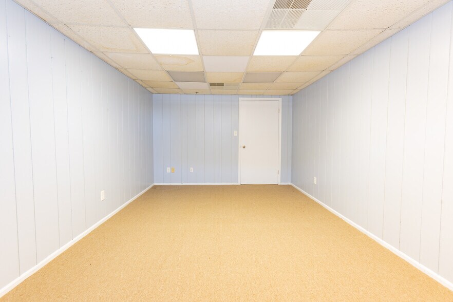 More Photos Of 1150-1190 W St Georges Ave, Linden Multifamily For Sale