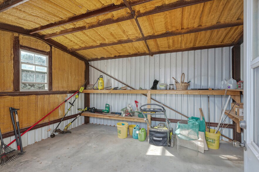 More Photos Of 301 E Calvary Rd, Fort Davis Specialty For Sale