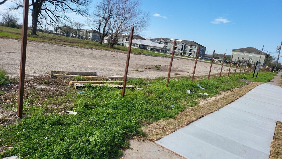 More Photos Of 5638 Selinsky Rd, Houston Land For Sale