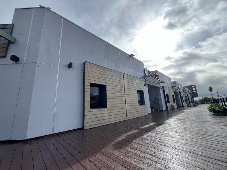 More Photos Of 1952-1996 Indian Hill Blvd, Pomona Medical For Lease