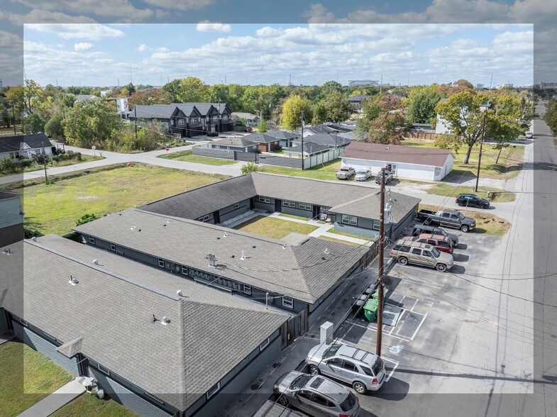 More Photos Of 3804 Mount Pleasant St, Houston Apartments For Sale