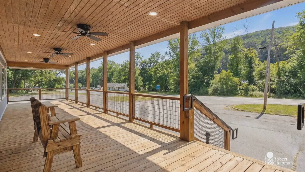 Primary Photo Of 11669 Lee Hwy, Sperryville Restaurant For Sale