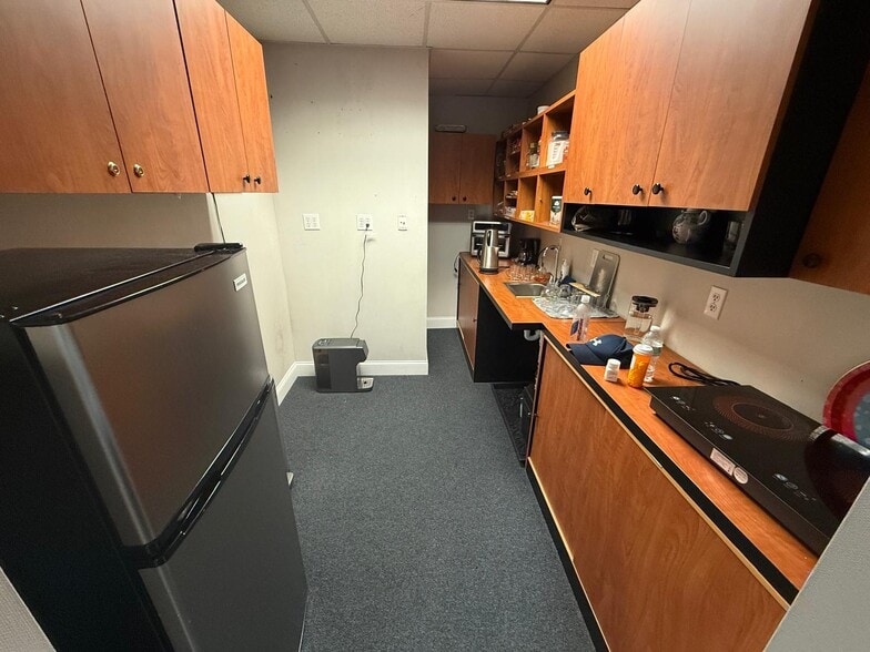 More Photos Of 271 US Highway 46, Fairfield Office Residential For Sale