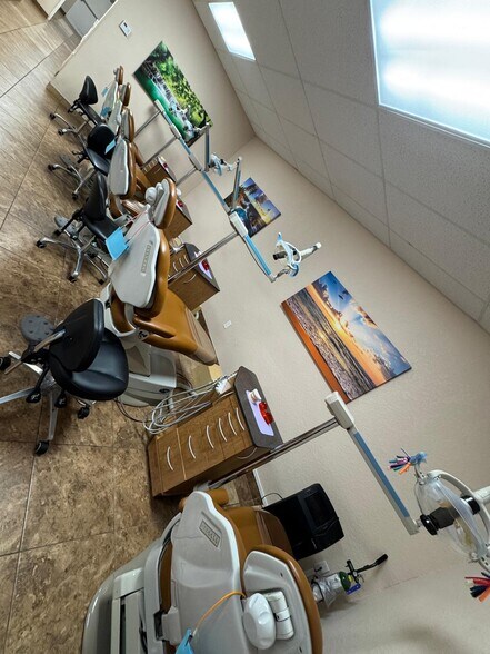 More Photos Of 1696 S Military Trl, West Palm Beach Medical For Lease