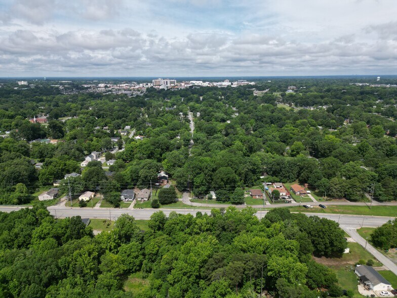 More Photos Of 600 New Street, High Point Land For Sale