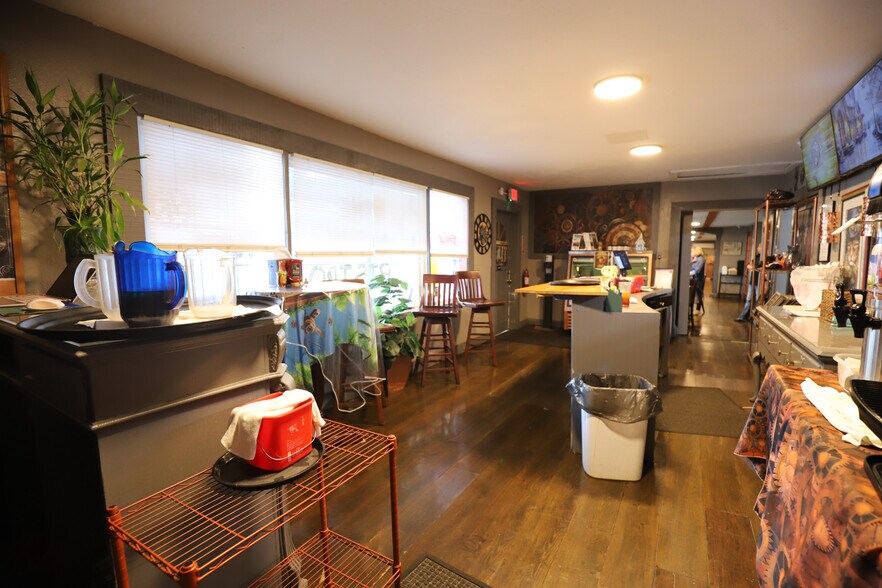 More Photos Of 12169 S Williams St, Dunnellon Restaurant For Sale