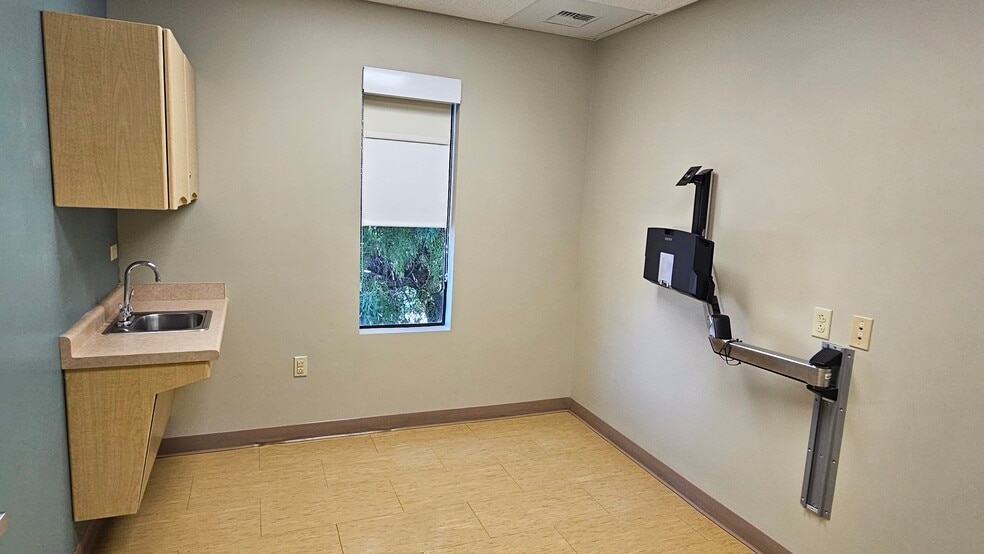 More Photos Of 1540 Florida Ave, Modesto Medical For Lease