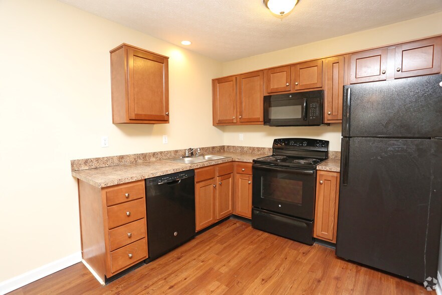 More Photos Of 810-811 Howard Ave, Jeffersonville Multifamily For Sale