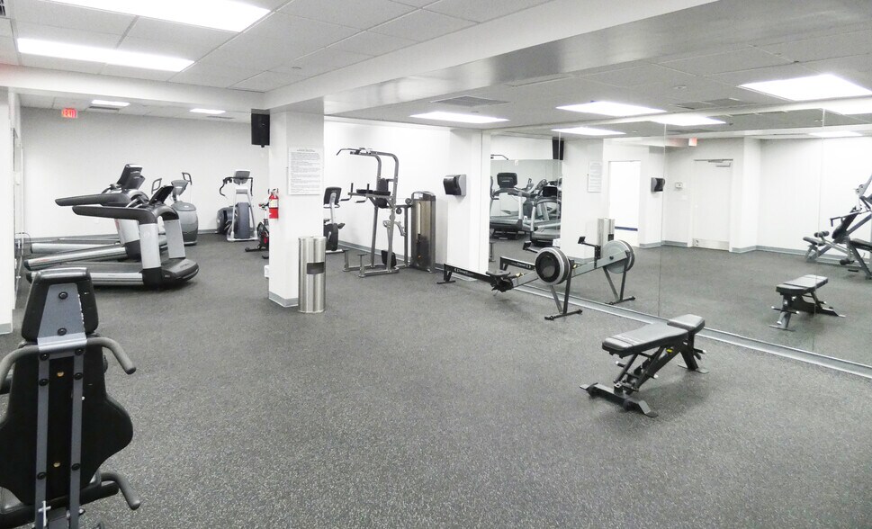 More Photos Of 53 Forest Ave, Old Greenwich Office For Lease