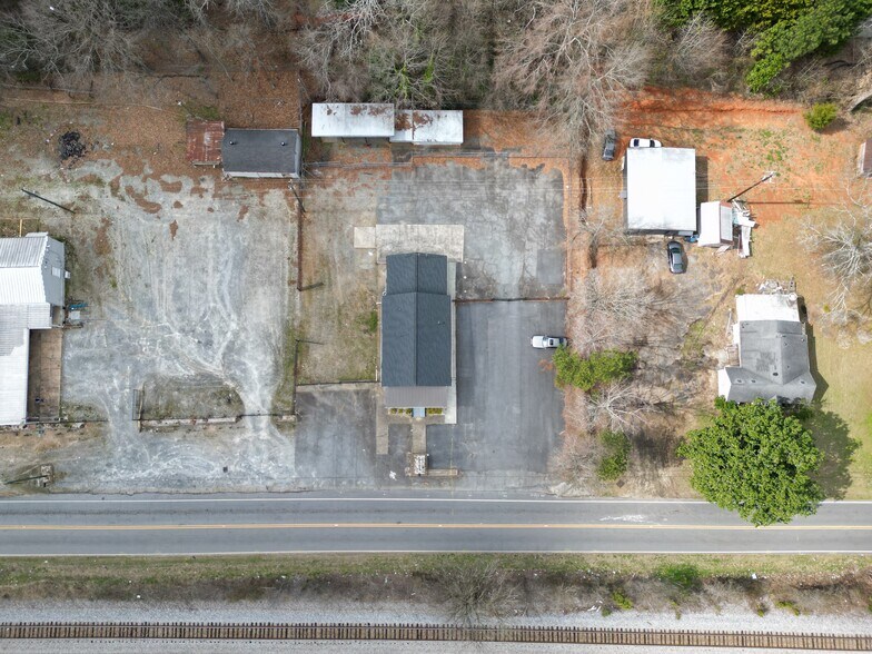 More Photos Of 2719 Huff Dr, Lawrenceville Office For Lease