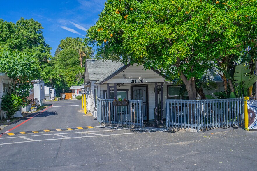 More Photos Of 10799 Sherman Grove Ave, Sunland Manufactured Housing Mobile Home Park For Sale