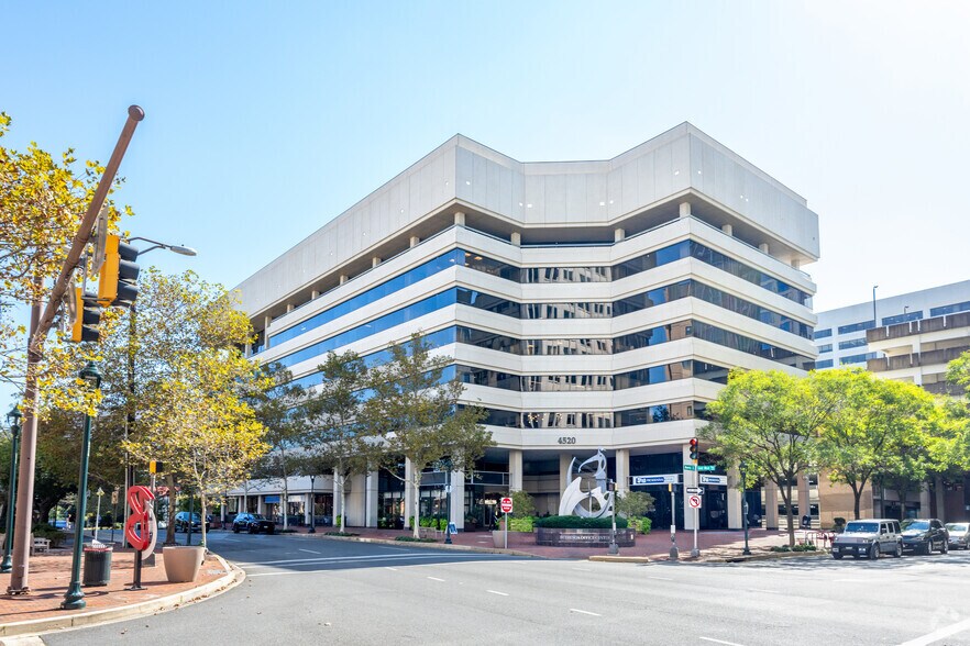 More Photos Of 4520 East West Hwy, Bethesda Office For Lease