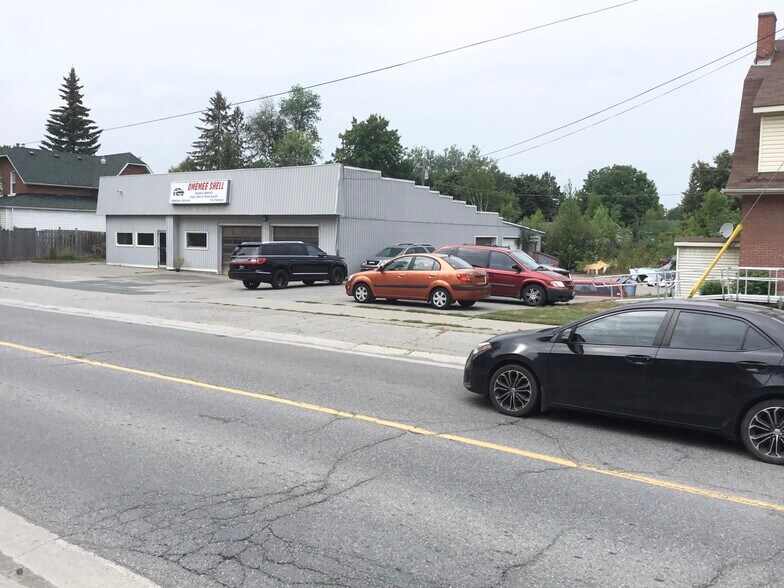 More Photos Of 73 King St E, Kawartha Lakes Auto Repair For Sale