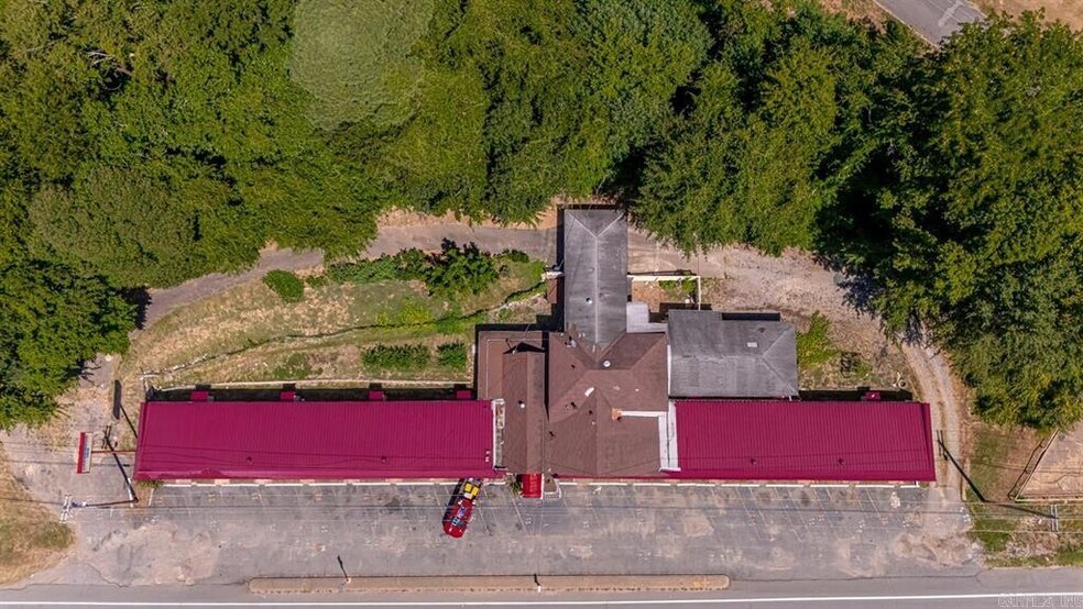 More Photos Of 16600 I-30 Hwy, Benton Hotel For Sale