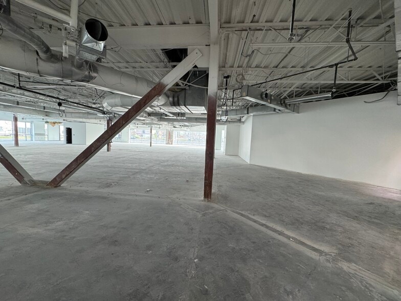 More Photos Of 255 Admiral Byrd Rd, Salt Lake City Office For Lease