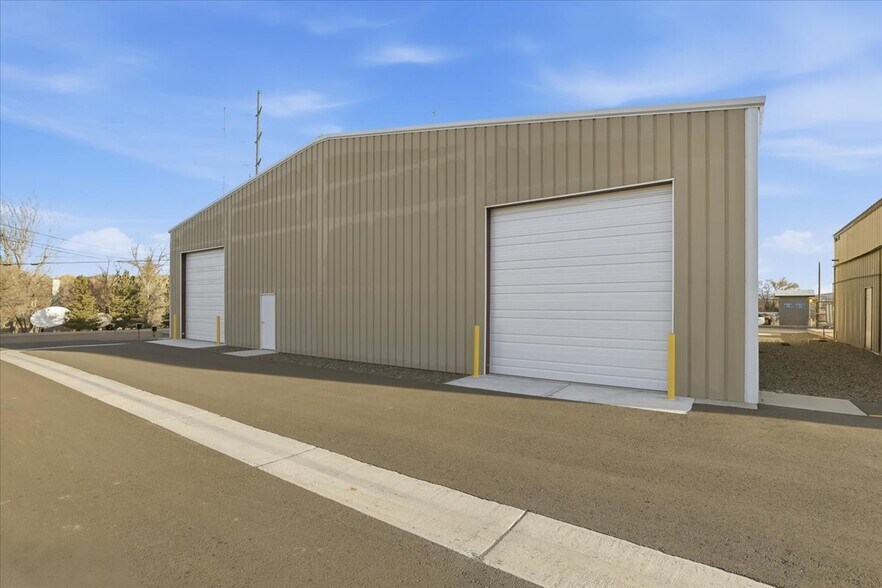 More Photos Of 505 Ez St, Prescott Warehouse For Sale