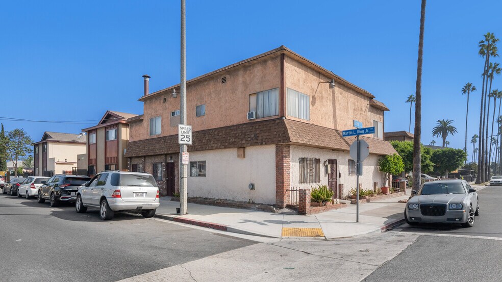 More Photos Of 1001 E 20th St, Long Beach Apartments For Sale