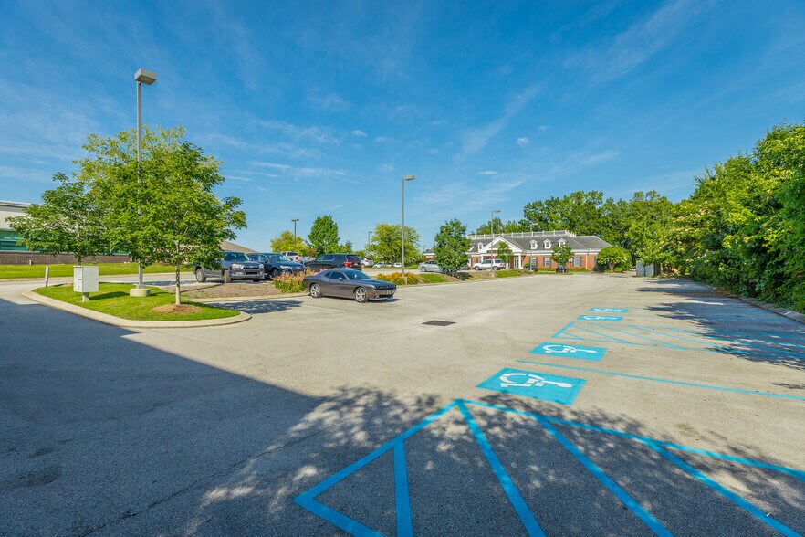More Photos Of 1726 Gunbarrel Rd, Chattanooga Medical For Lease