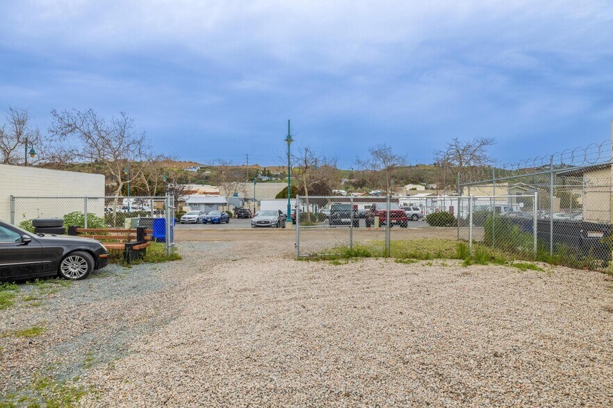 More Photos Of 7918 Broadway, Lemon Grove Storefront For Sale