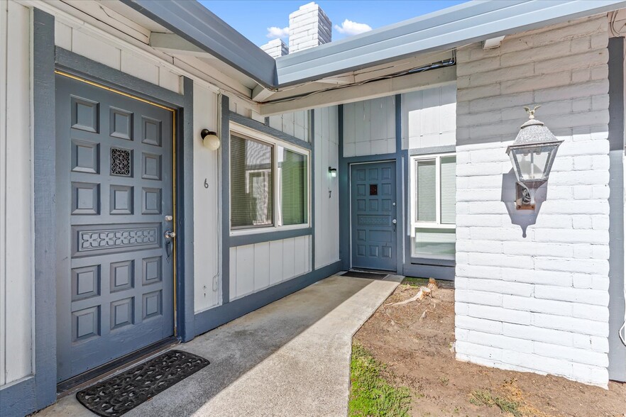 More Photos Of 2316 Villanova Cir, Sacramento Apartments For Sale