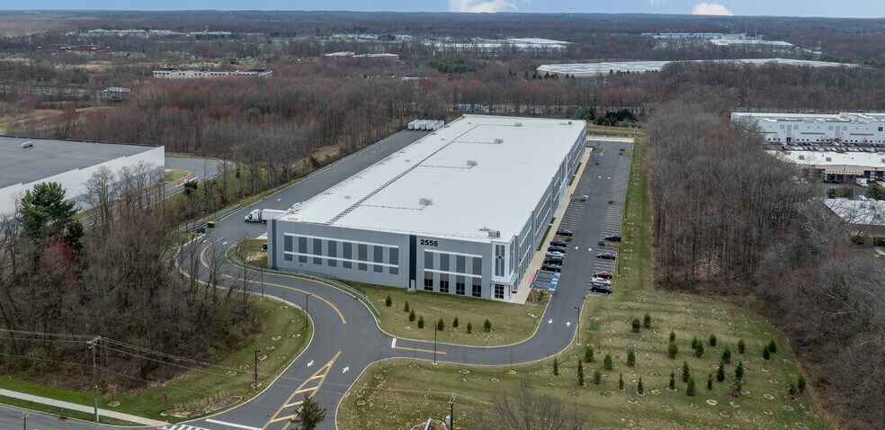 More Photos Of 2555 Kuser Rd, Hamilton Warehouse For Lease