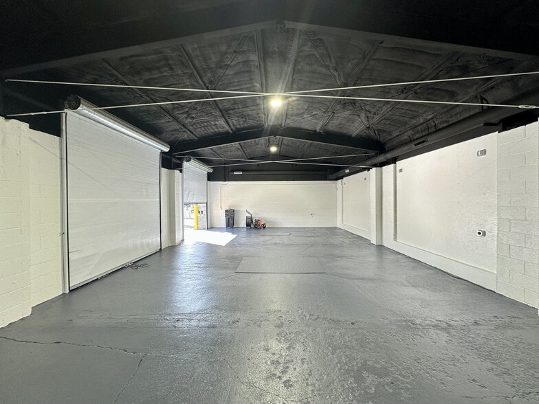 More Photos Of 320 W Alexis Rd, Toledo Carwash For Lease
