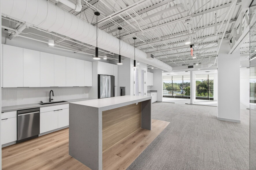 More Photos Of 1489-1499 W Palmetto Park Rd, Boca Raton Unknown For Lease