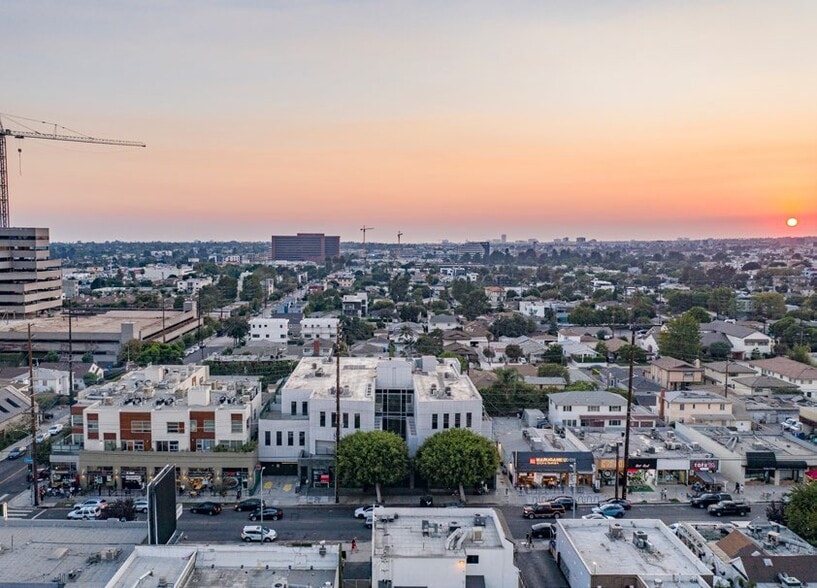 More Photos Of 2045 Sawtelle Blvd, Los Angeles Medical For Lease