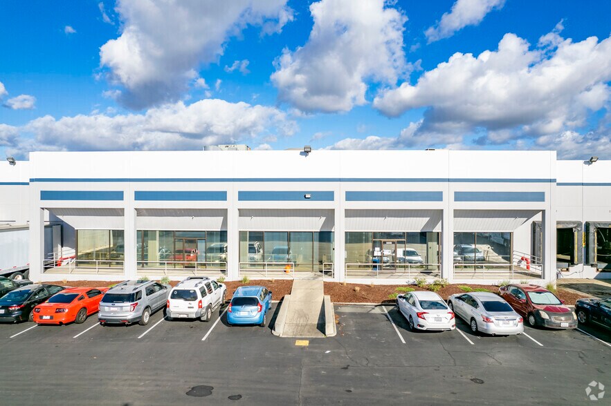 More Photos Of 3335-3343 Arden Rd, Hayward Warehouse For Lease