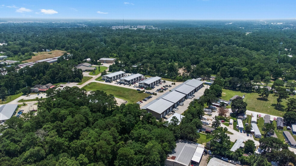 More Photos Of 1330 Rayford Park Rd, Spring Loft Creative Space For Sale