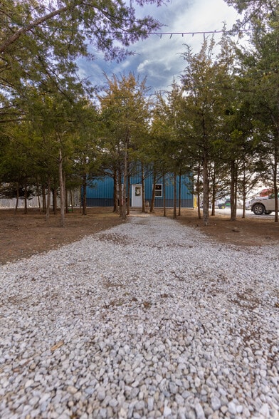 More Photos Of 43937 Highway 36, Monroe City General Retail For Sale